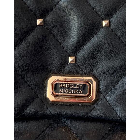 Badgley Mischka Purse Shoulder Bag Black Quilted Gold Chain Pockets - Picture 5 of 9